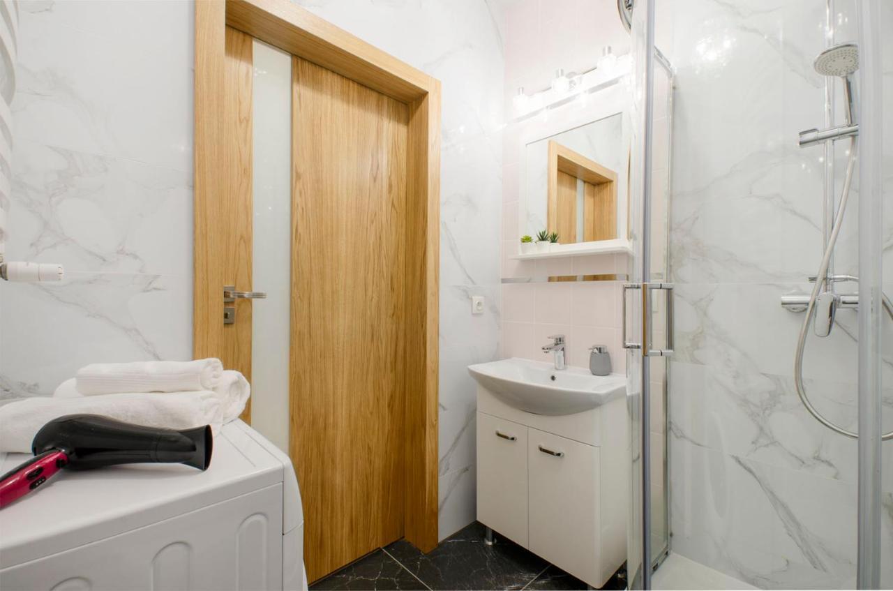 ApartHouse Deluxe Łódź Buitenkant foto